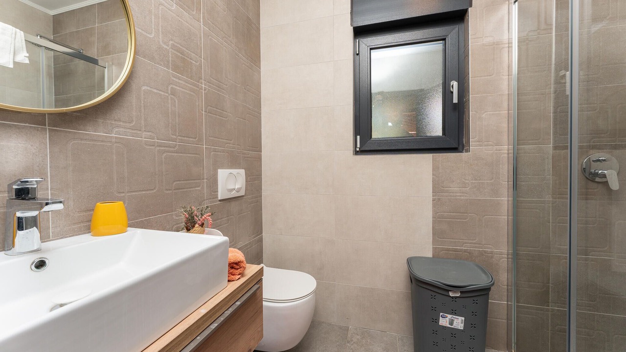 Photo of Bathroom in Vir
