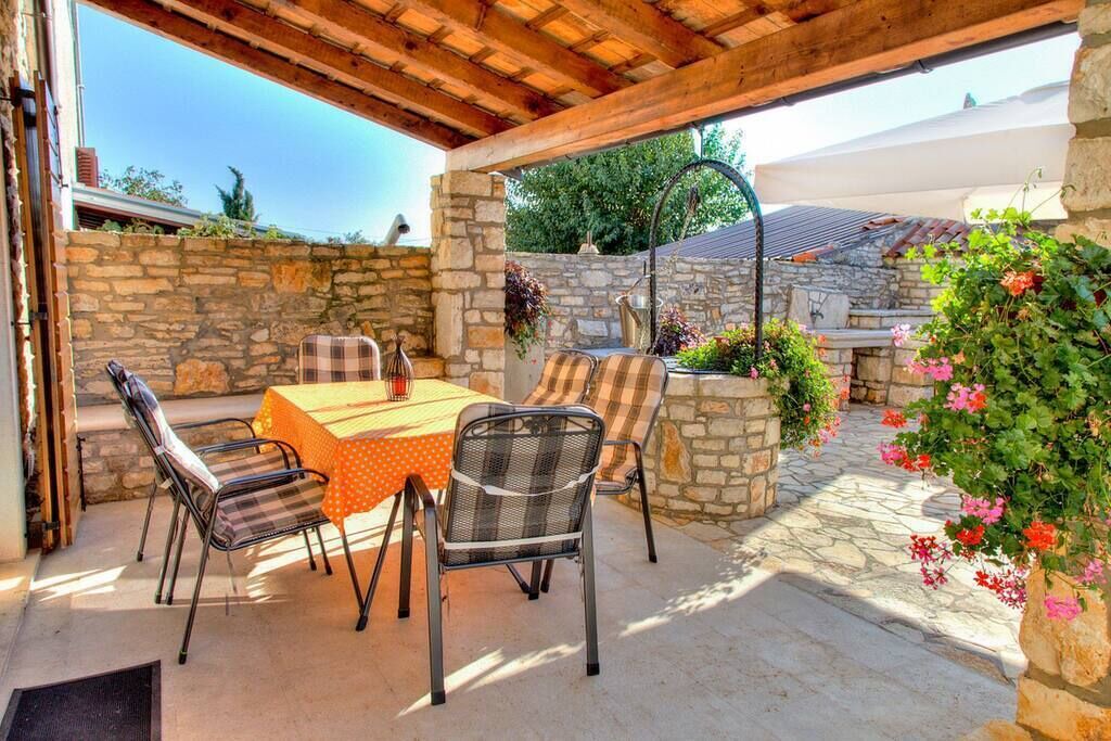Photo of Outdoor in Gajana