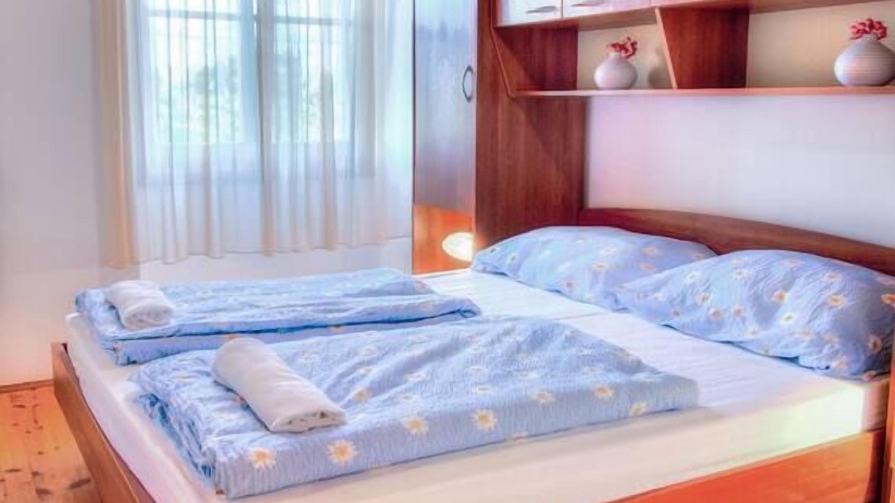 Photo of Bedroom in Gajana