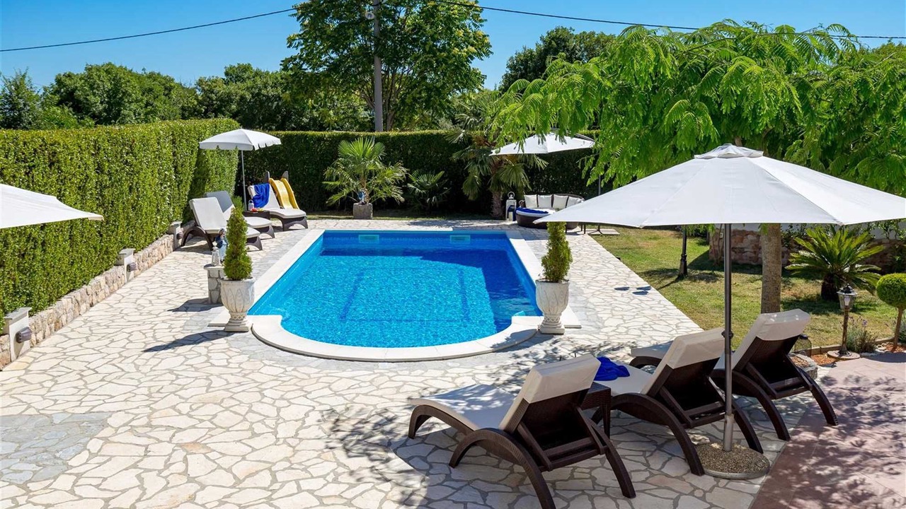 Photo of Outdoor in Kras
