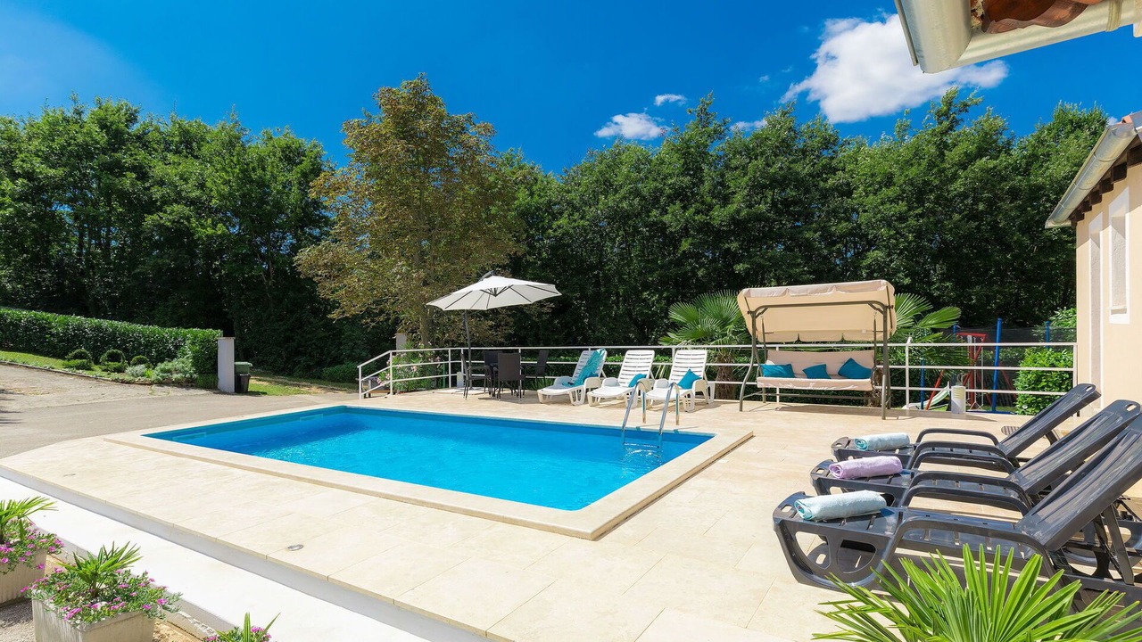 Photo of Outdoor in Zabrezani