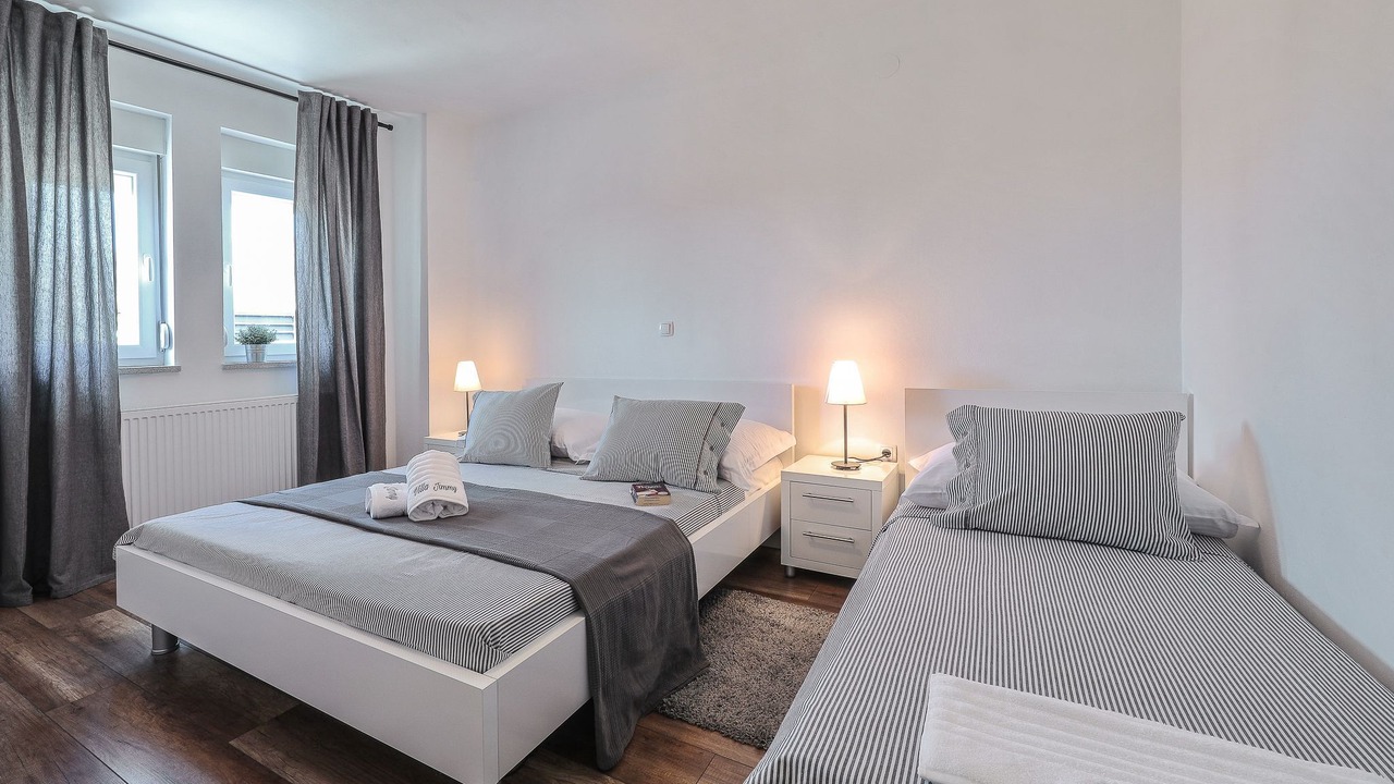 Photo of Bedroom in Seline