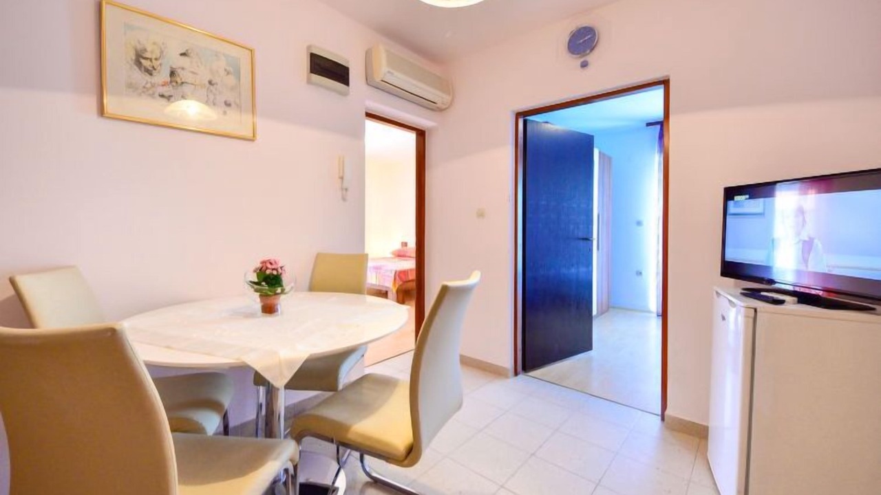Photo of Bedroom in Banjol