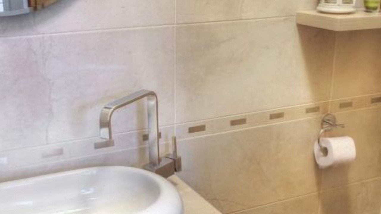 Photo of Bathroom in Pobri