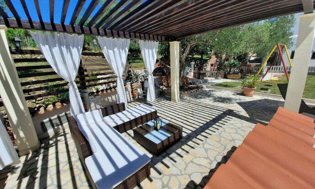 Photo of Patio Balcony in Kampor