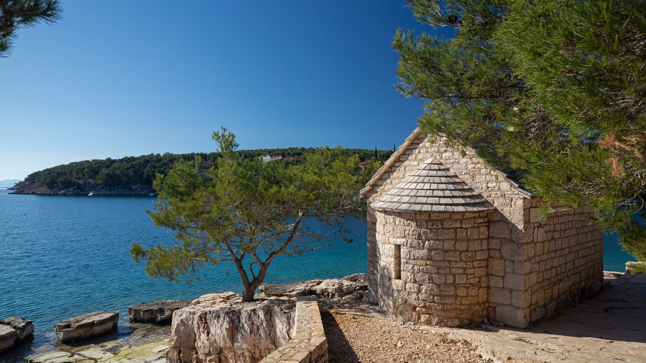 Photo of Others in Cove Osibova (Milna)
