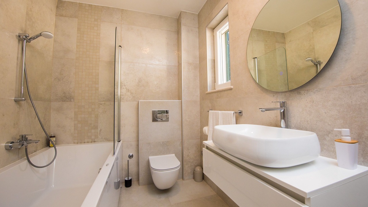 Photo of Bathroom in Brsecine