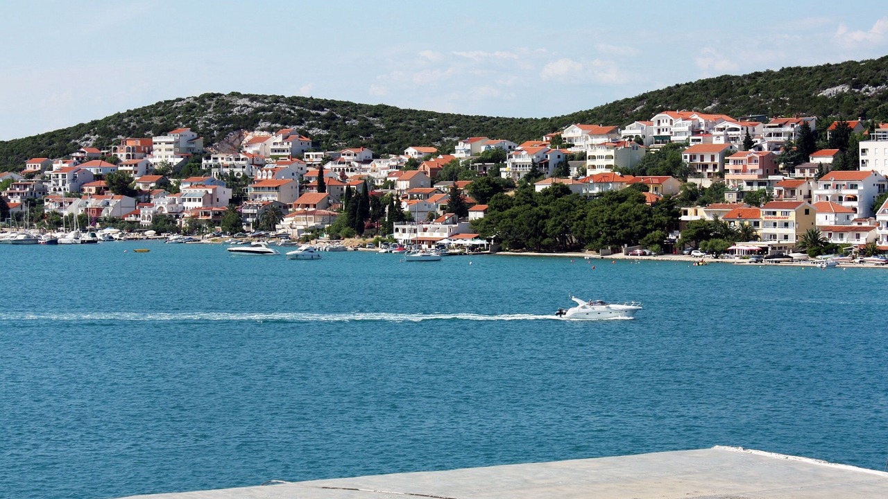 Photo of Others in Tijesno