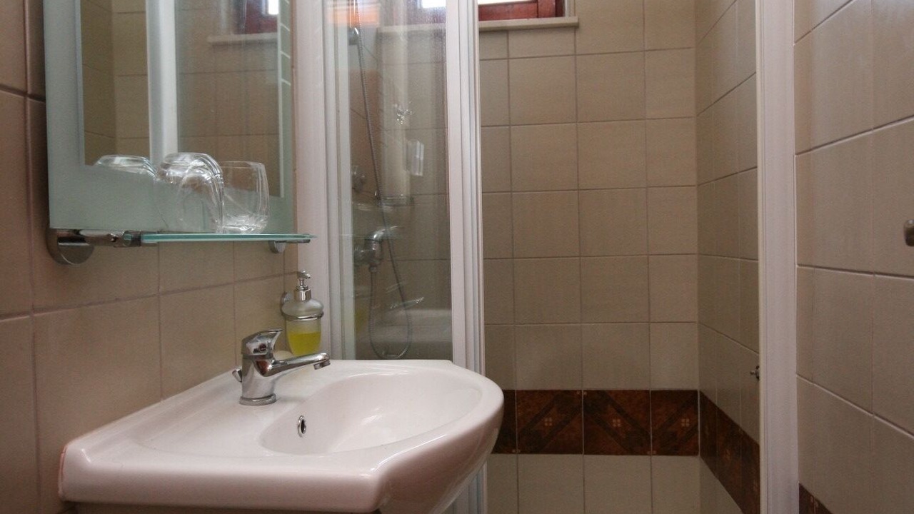 Photo of Bathroom in Mandre