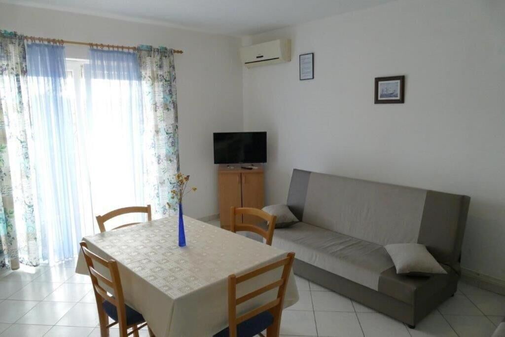 Photo of Livingroom in Barbat na Rabu