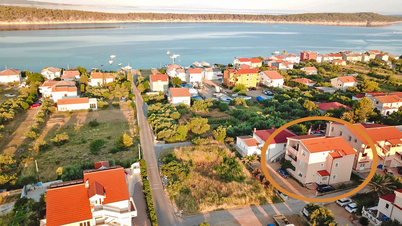 Photo of Outdoor in Barbat na Rabu