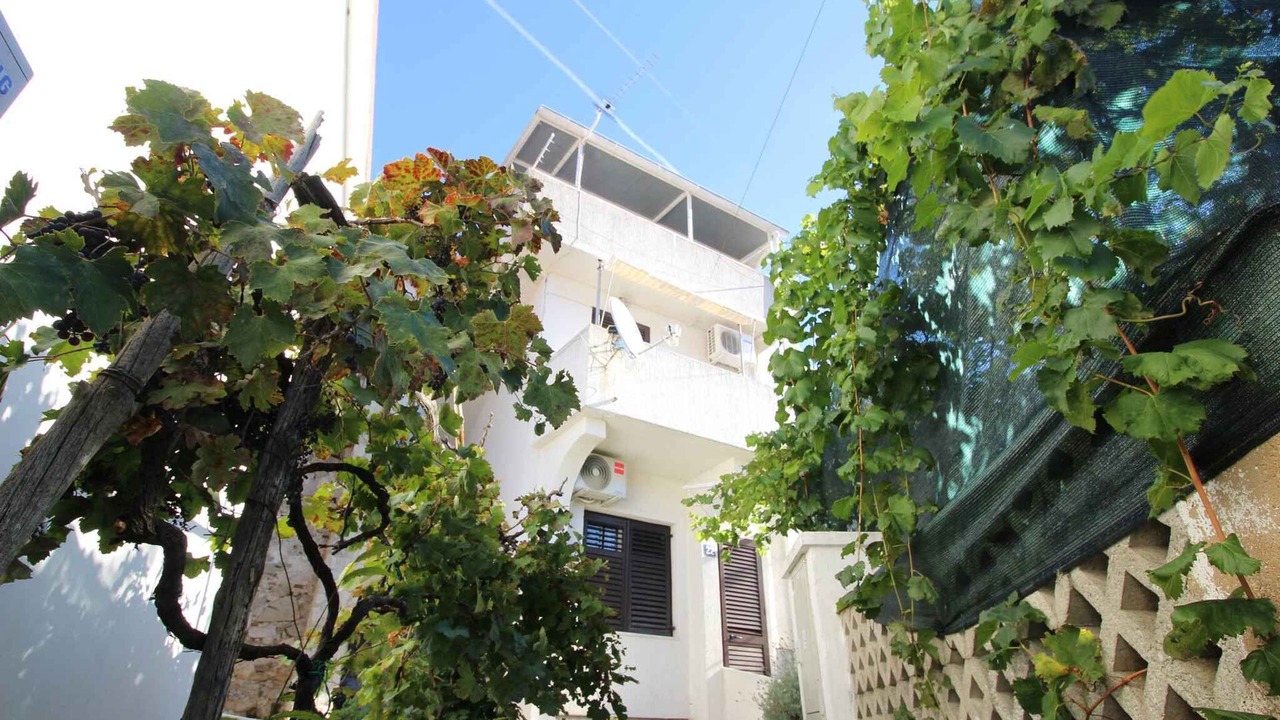 Photo of Outdoor in Baska