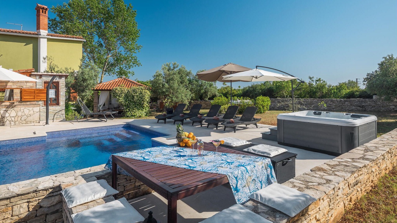 Photo of Outdoor in Galizana