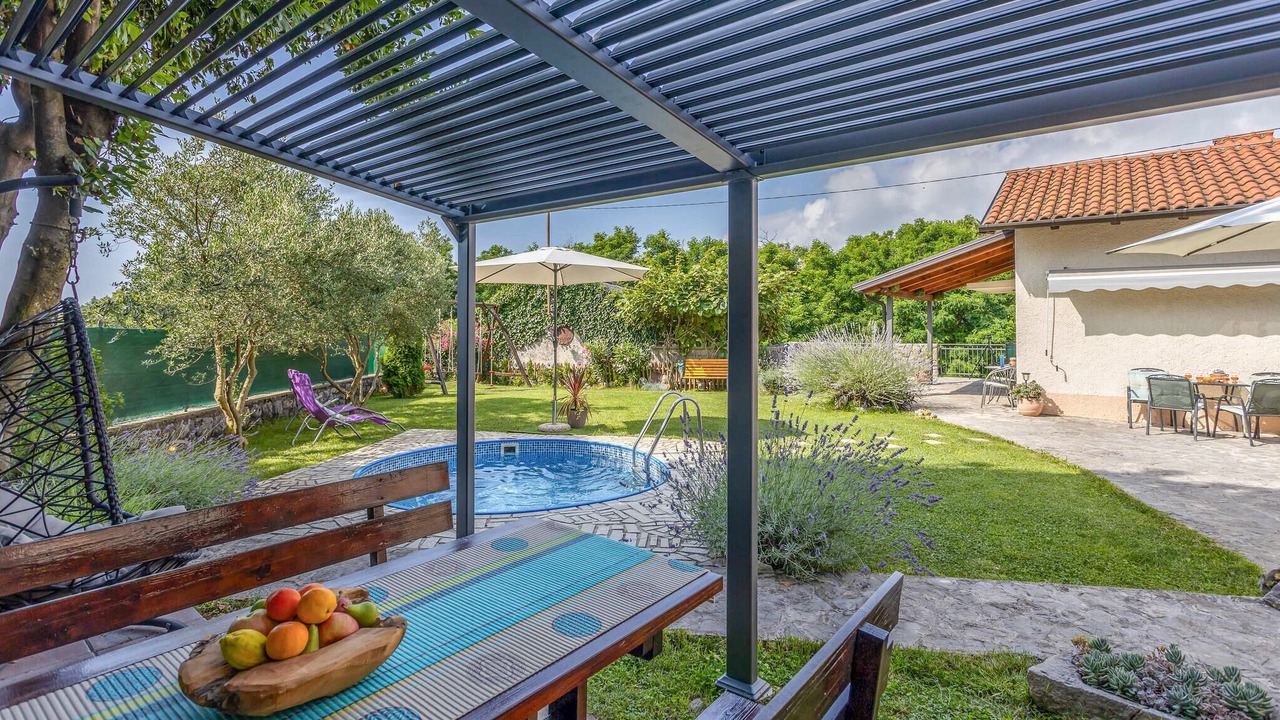 Photo of Outdoor in Jusici