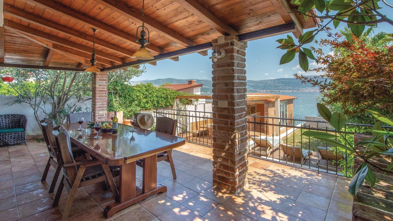 Photo of Patio Balcony in Slatine