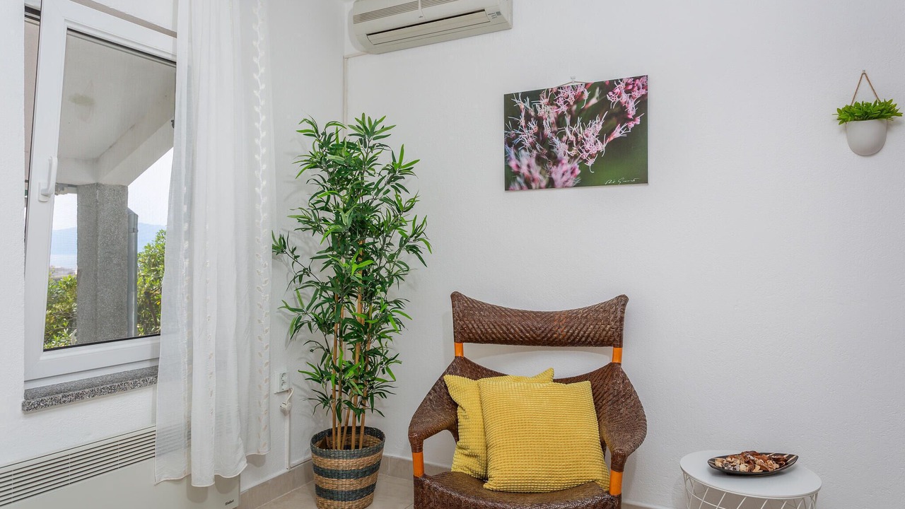 Photo of Bedroom in Omisalj
