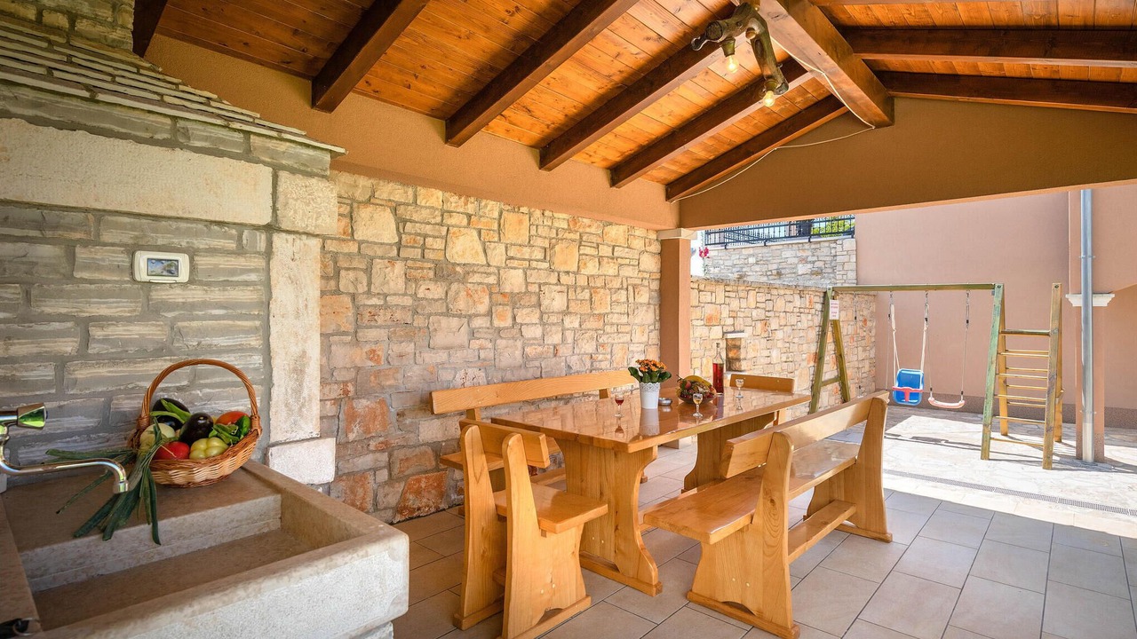 Photo of Outdoor in Gajana
