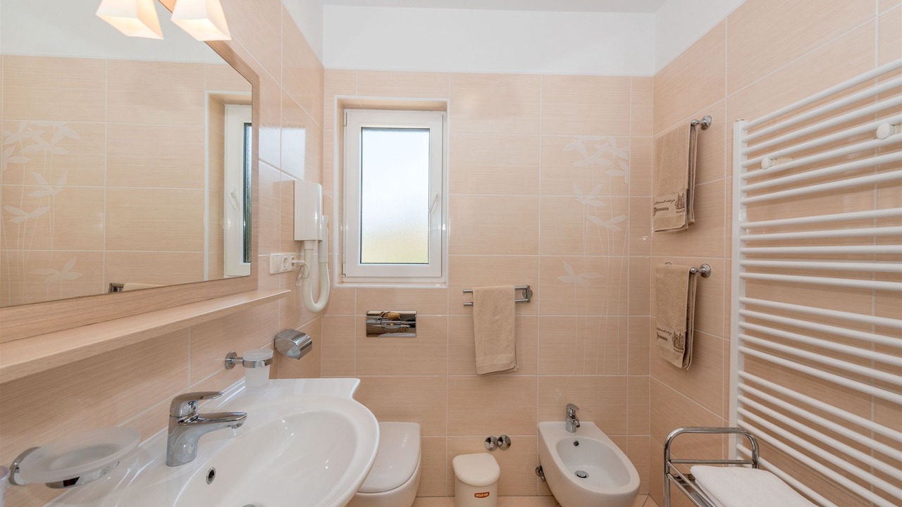 Photo of Bathroom in Betina