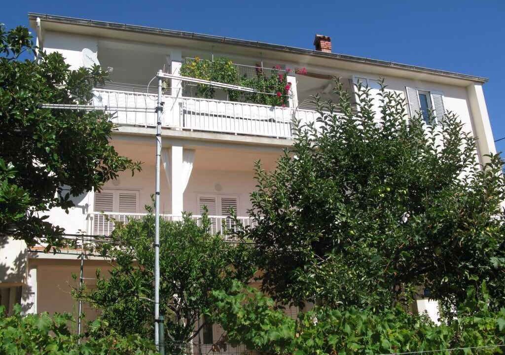 Photo of Buildings in Banjol