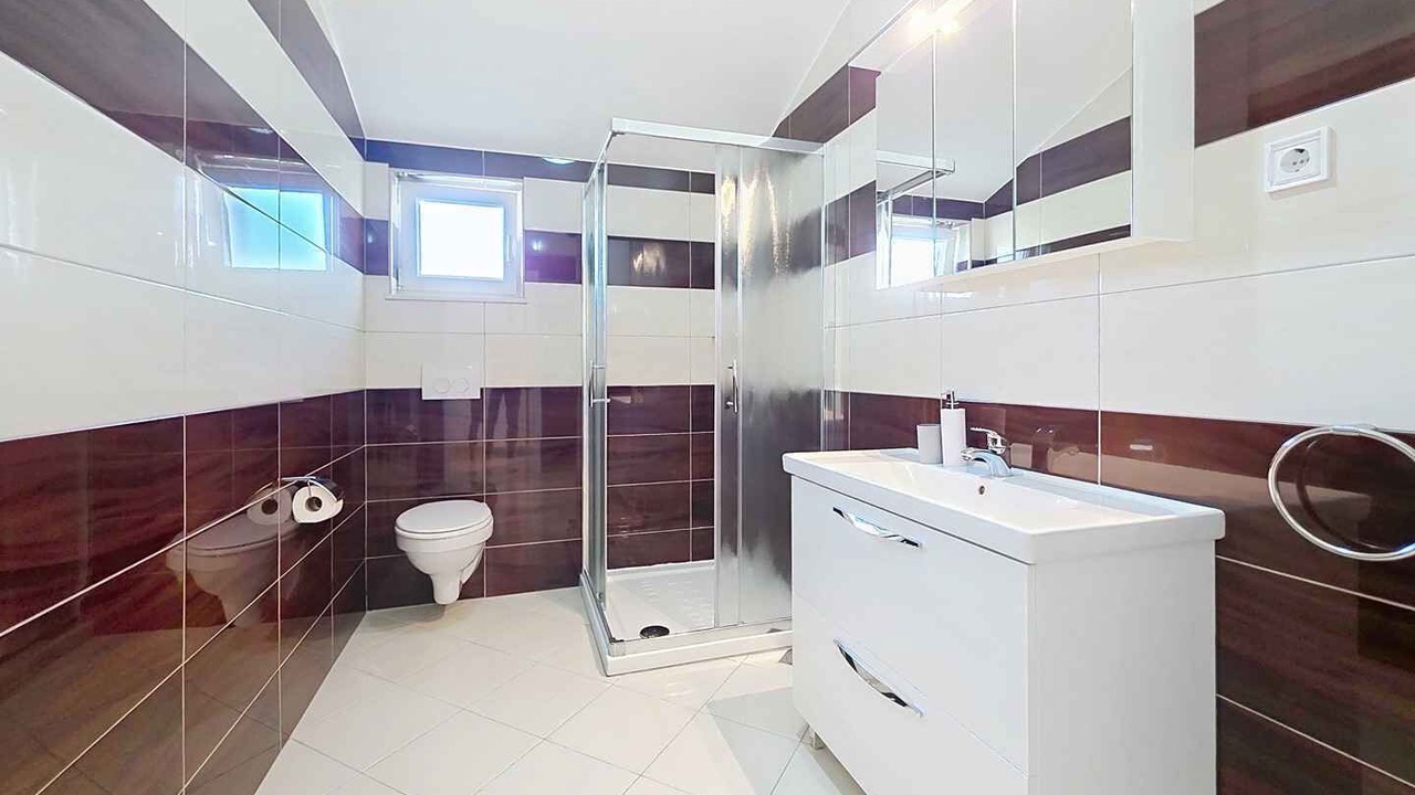 Photo of Bathroom in Baska