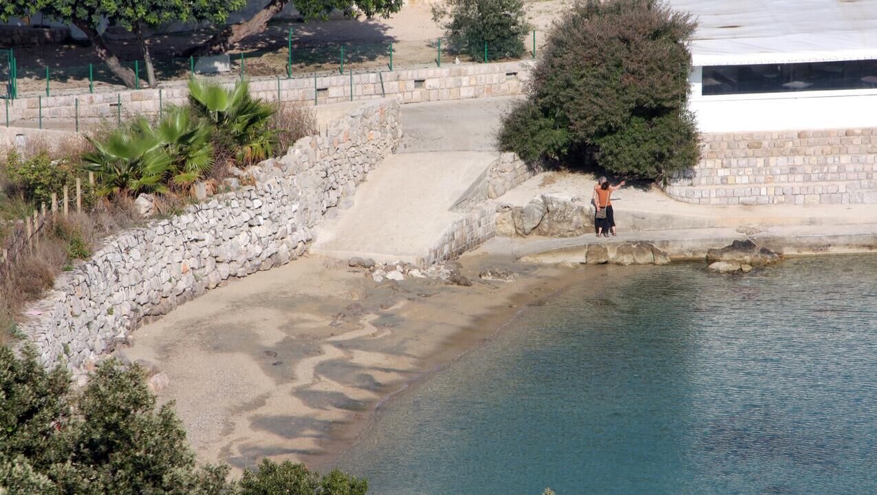 Photo of Others in Molunat