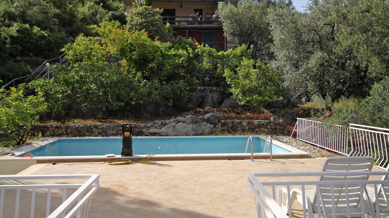 Photo of Outdoor in Molunat