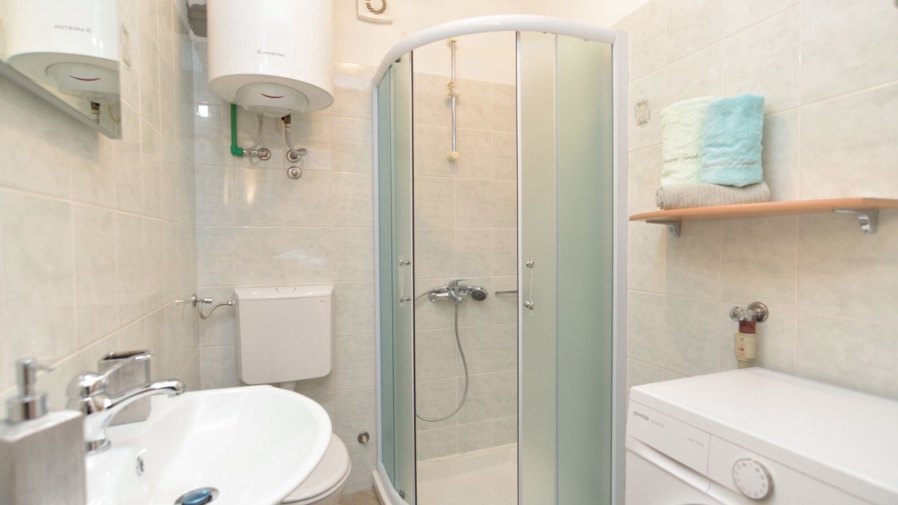 Photo of Bathroom in Stinjan