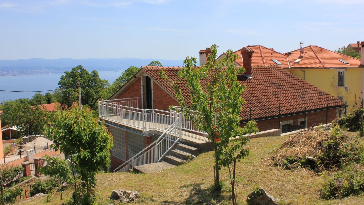 Photo of Outdoor in Opric