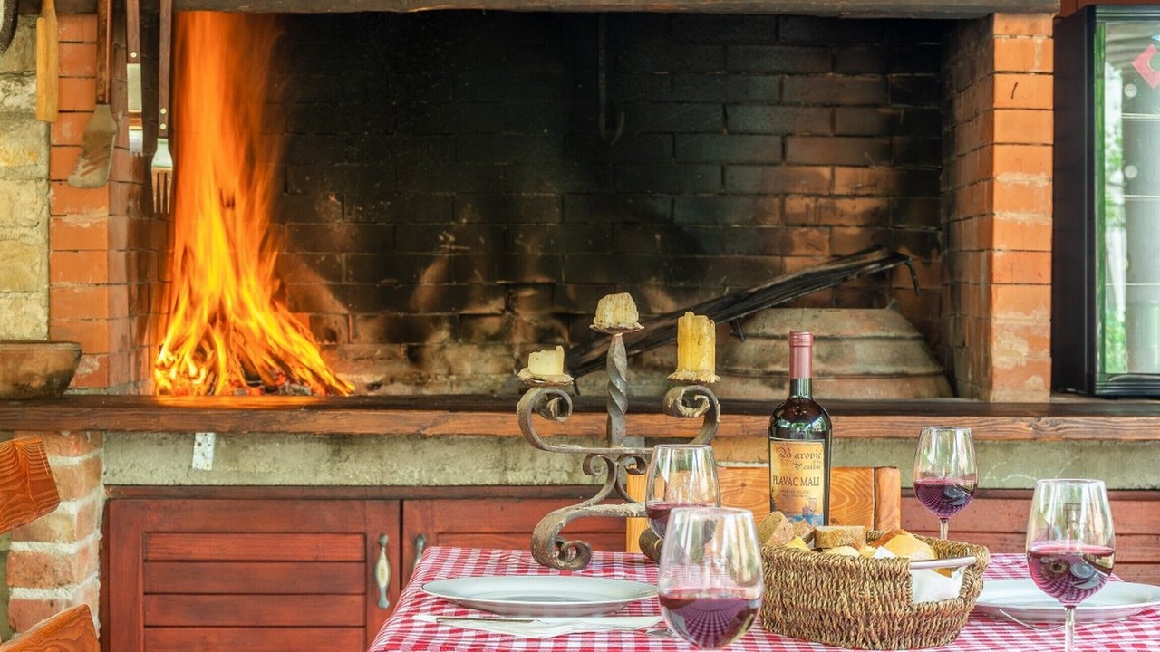 Photo of Outdoor in Nin