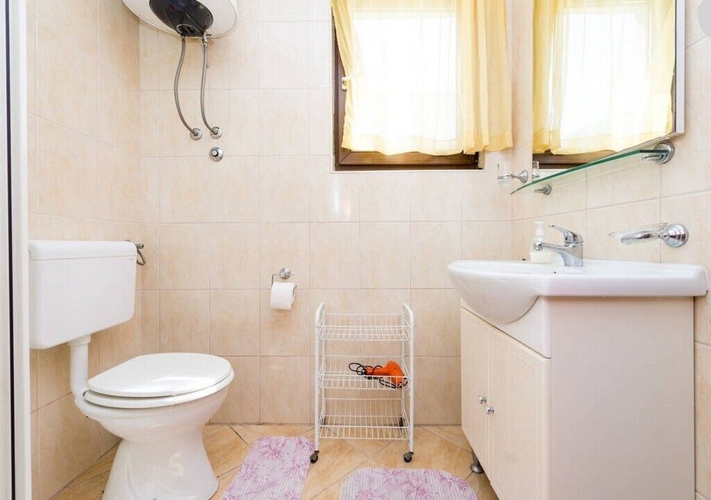 Photo of Bathroom in Gornji Kono