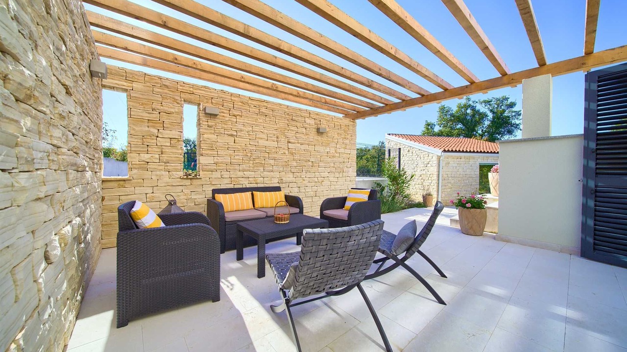 Photo of Patio Balcony in Risika