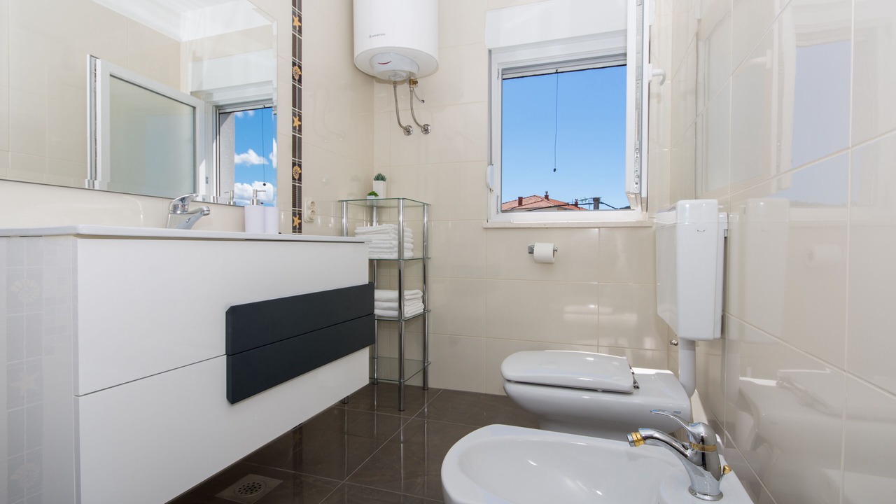 Photo of Bathroom in Slatine