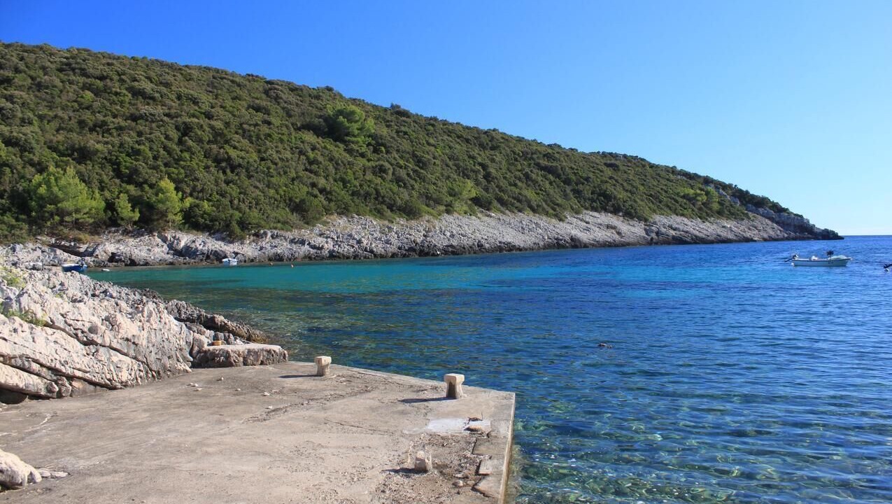 Photo of Others in Cove Tri Zala (Zrnovo)