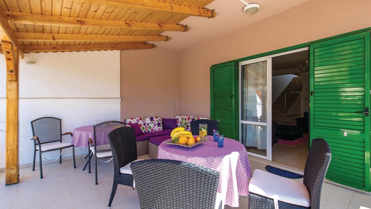 Photo of Bedroom in Barbat na Rabu