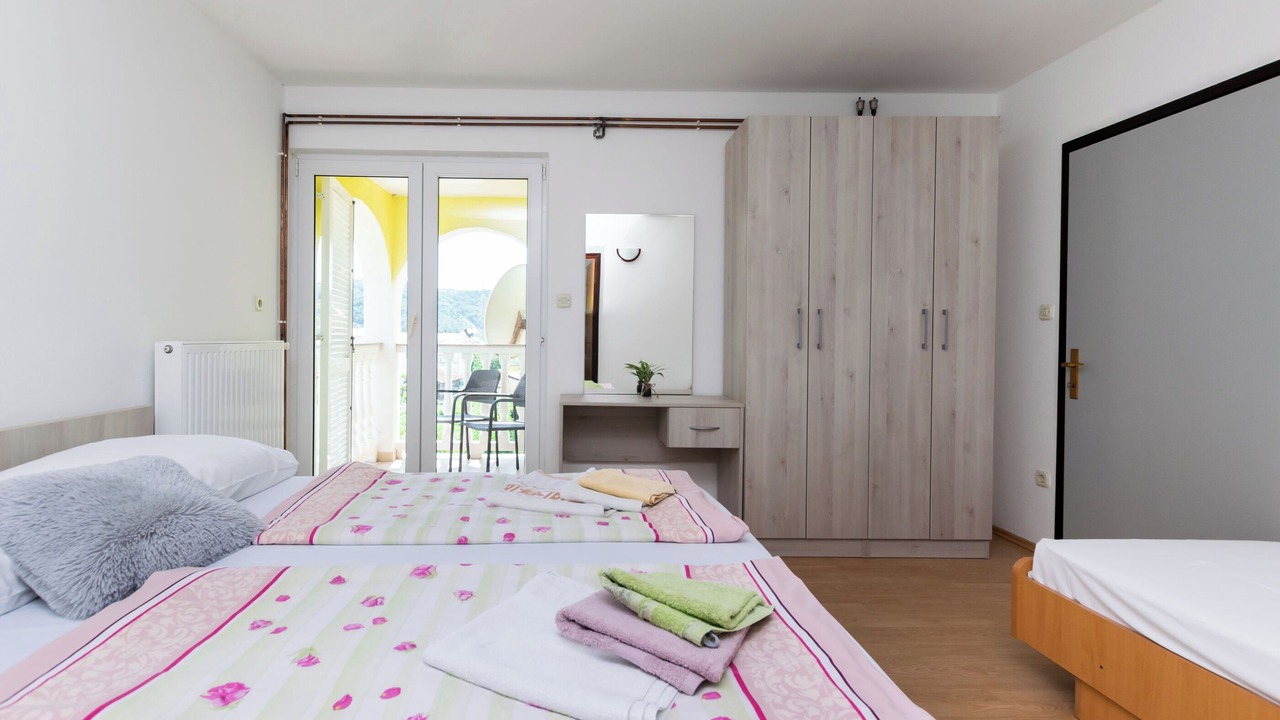Photo of Bedroom in Lopar