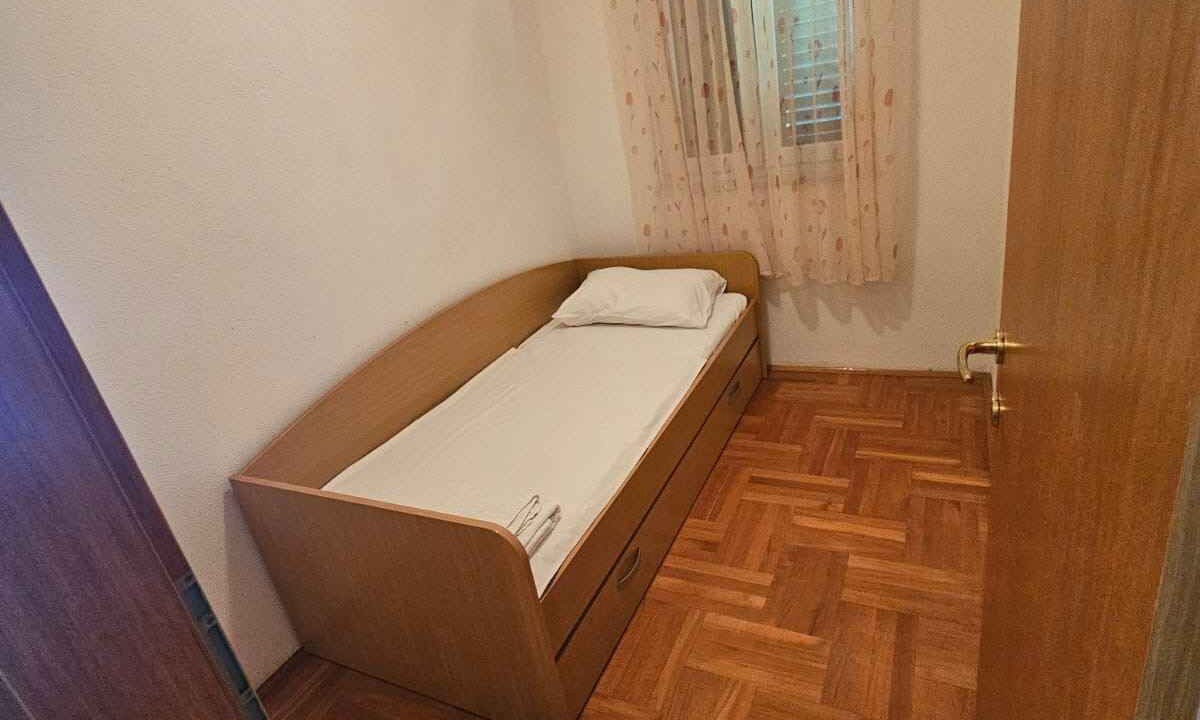 Photo of Bedroom in Okrug Gornji