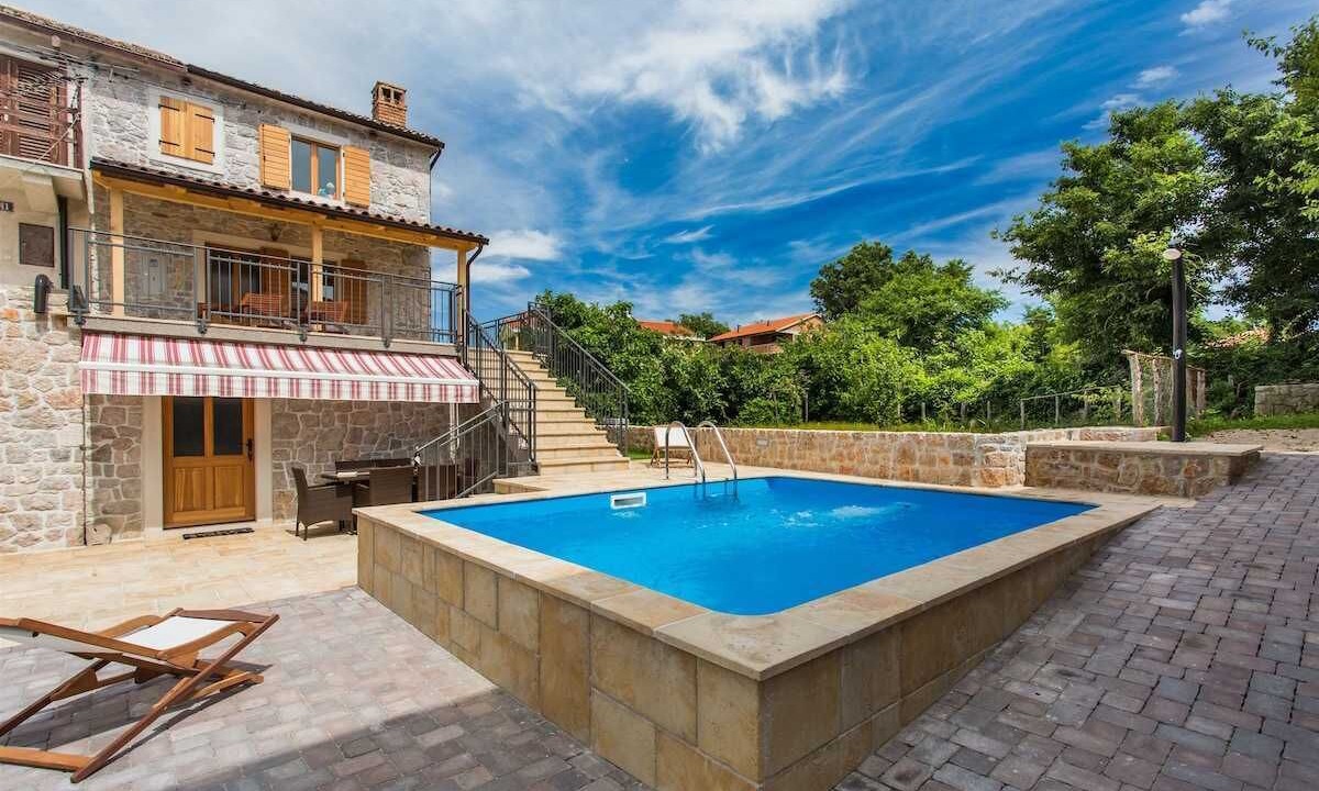 Photo of Outdoor in Klimno