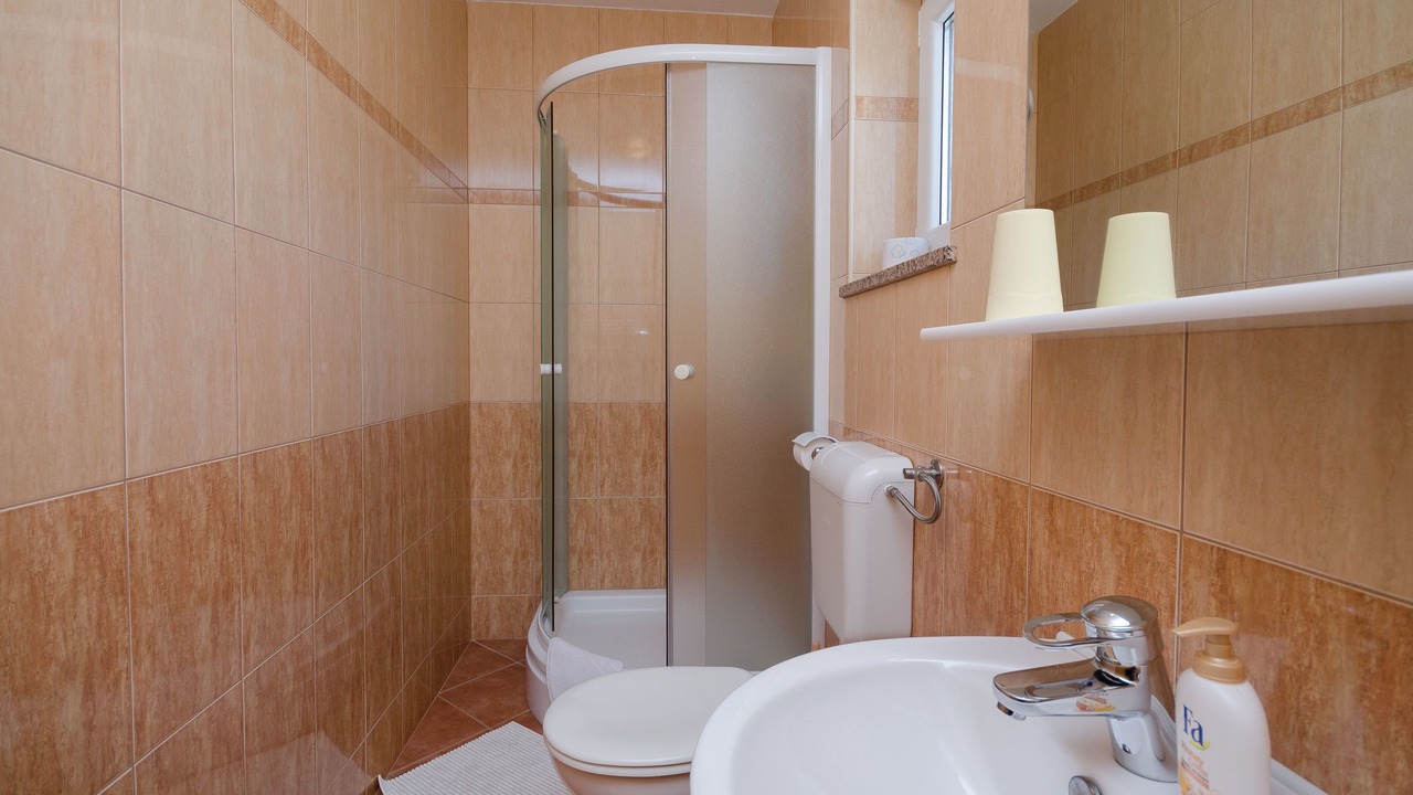 Photo of Bathroom in Lopar