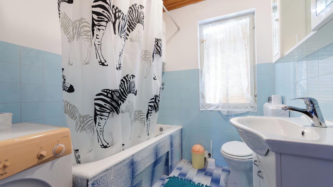 Photo of Bathroom in Rab