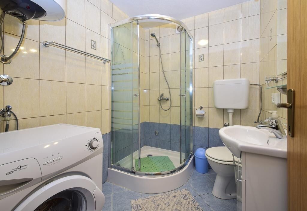 Photo of Bathroom in Drage