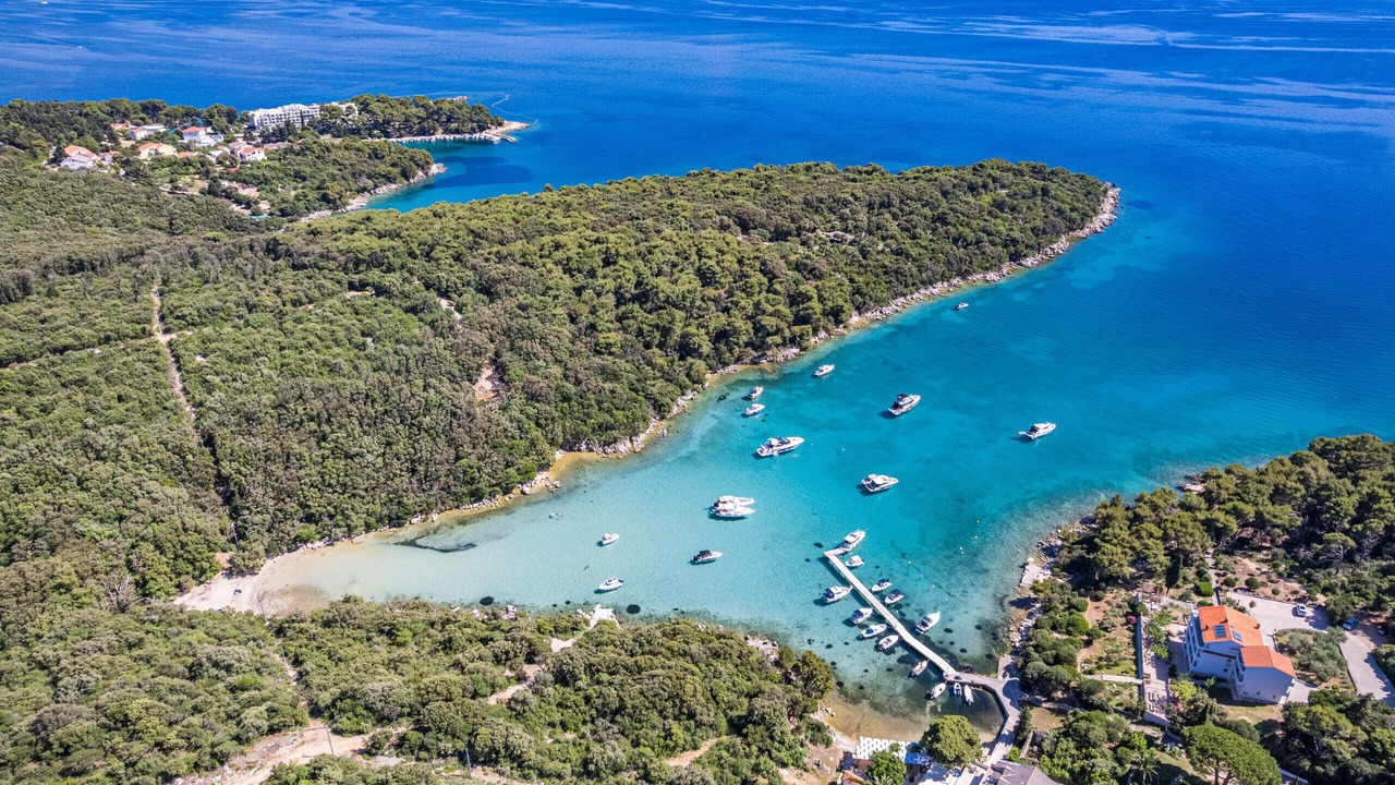 Photo of Outdoor in Suha Punta