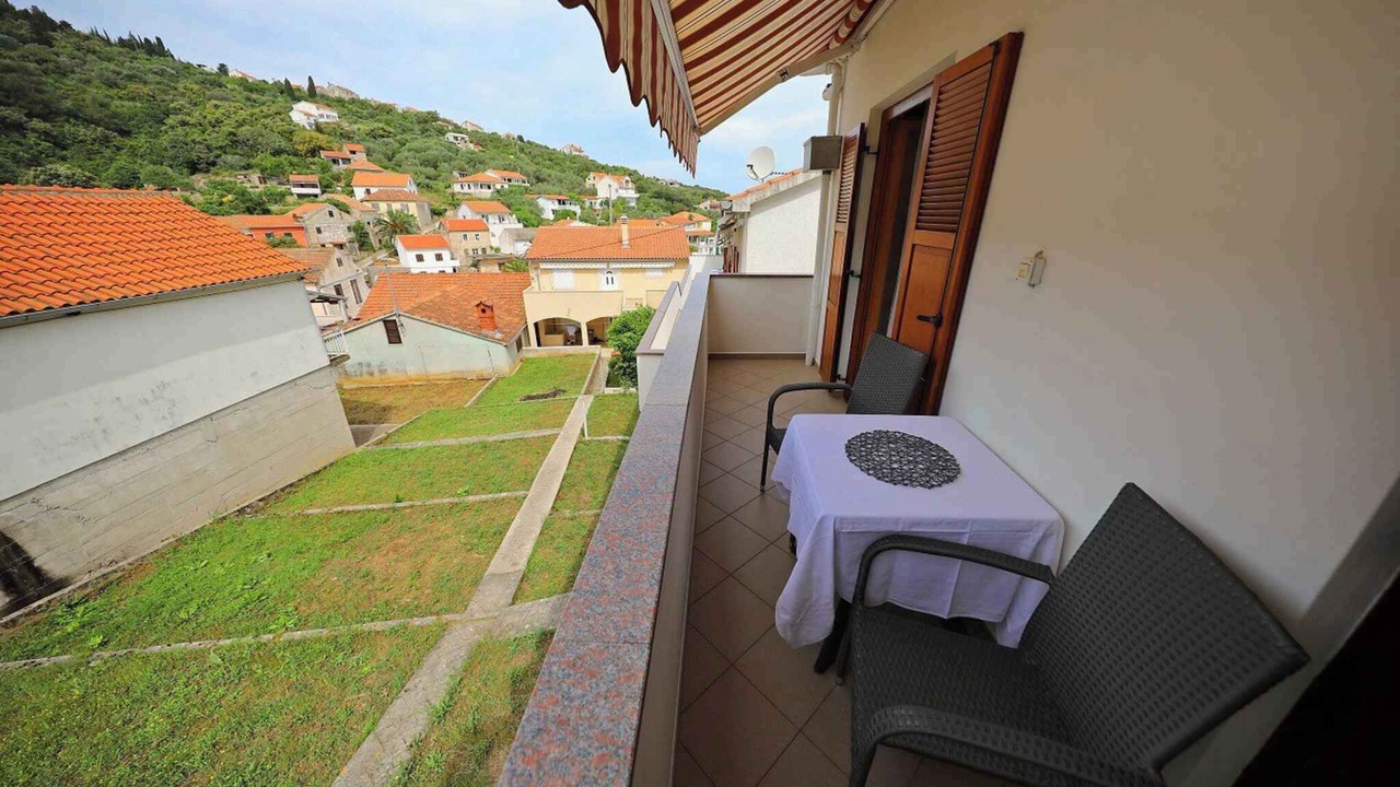 Photo of Outdoor in Knez