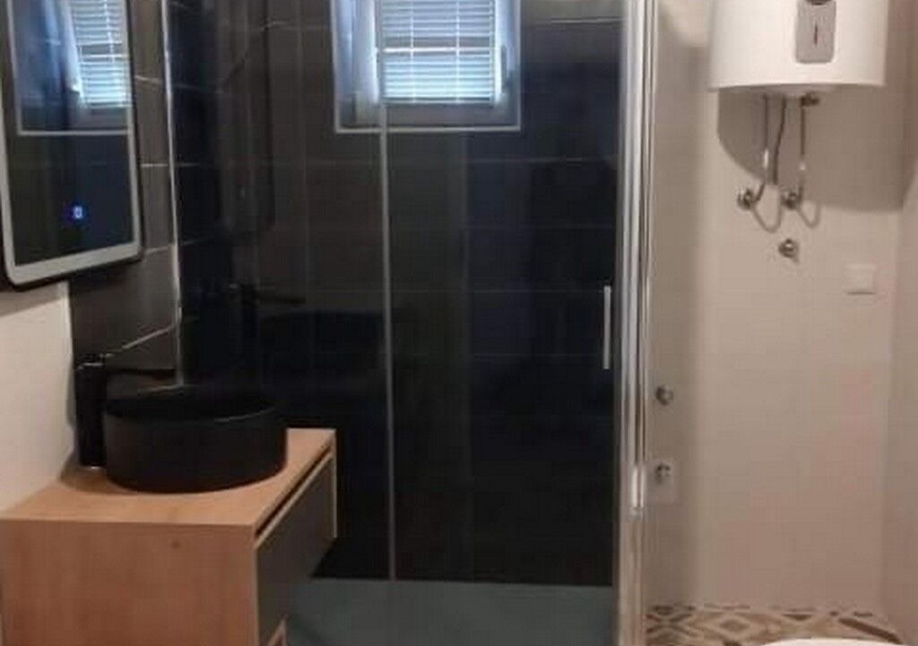 Photo of Bathroom in Vratarusa