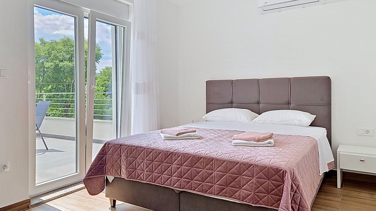 Photo of Bedroom in Donji Prolozac
