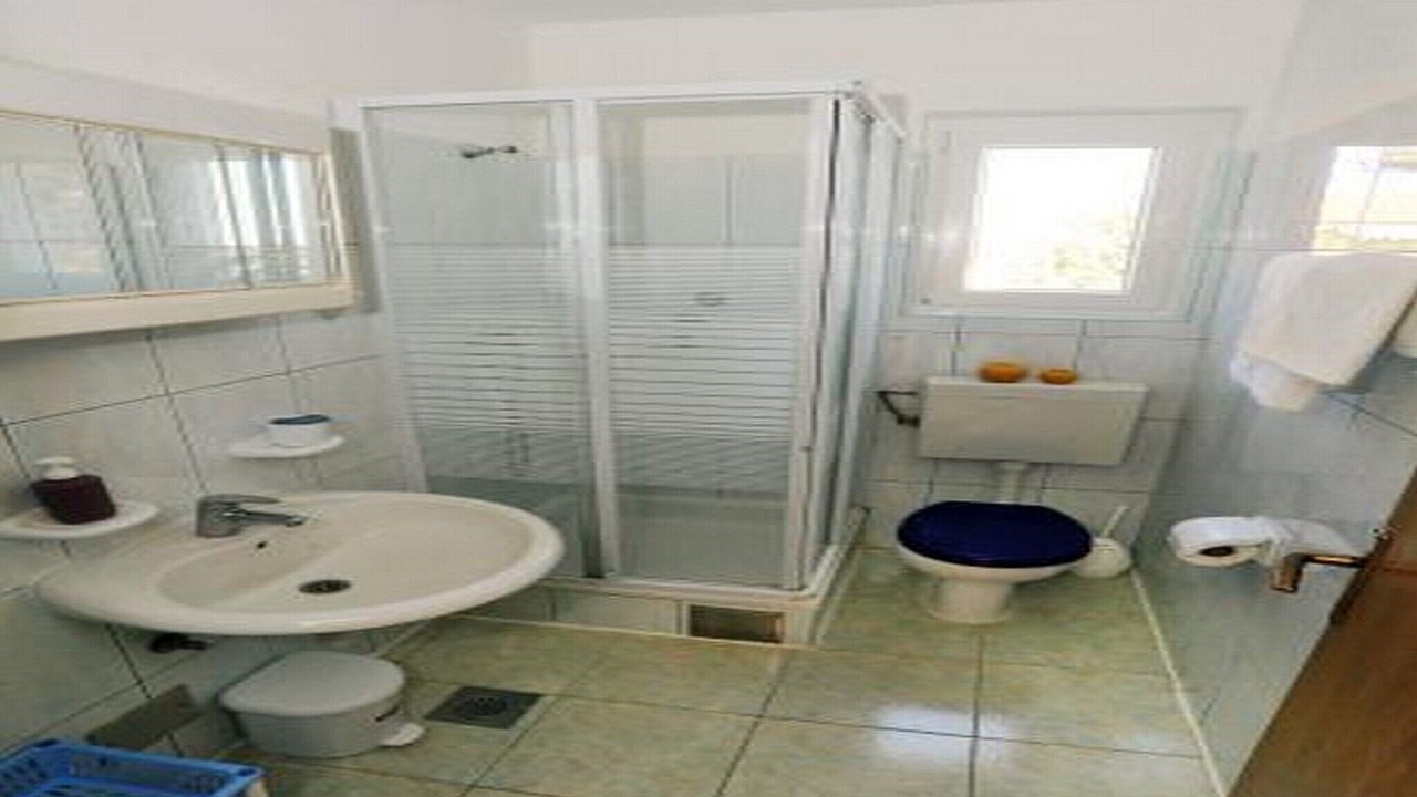 Photo of Bathroom in Nin