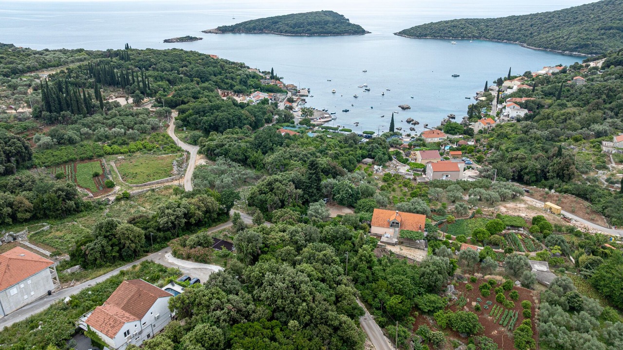 Photo of Outdoor in Molunat