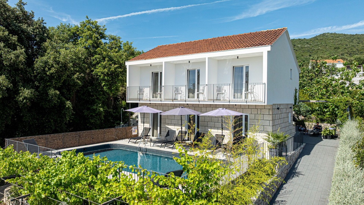 Photo of Outdoor in Molunat