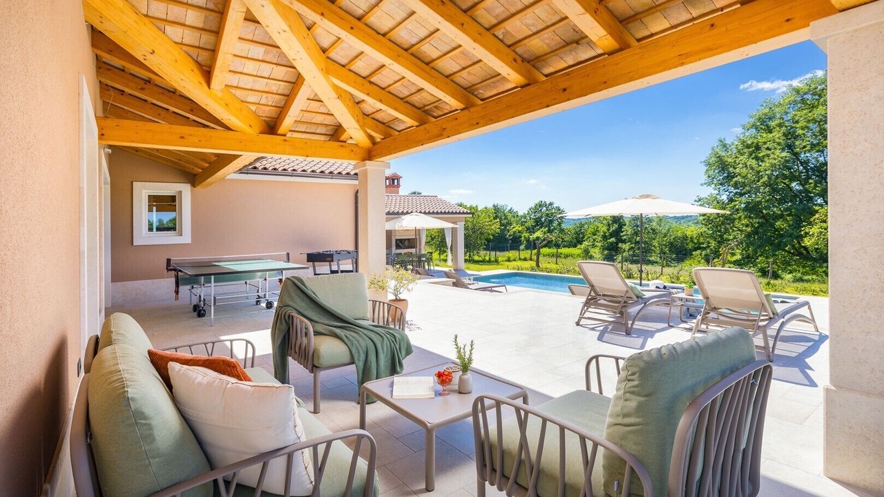 Photo of Patio Balcony in Beram