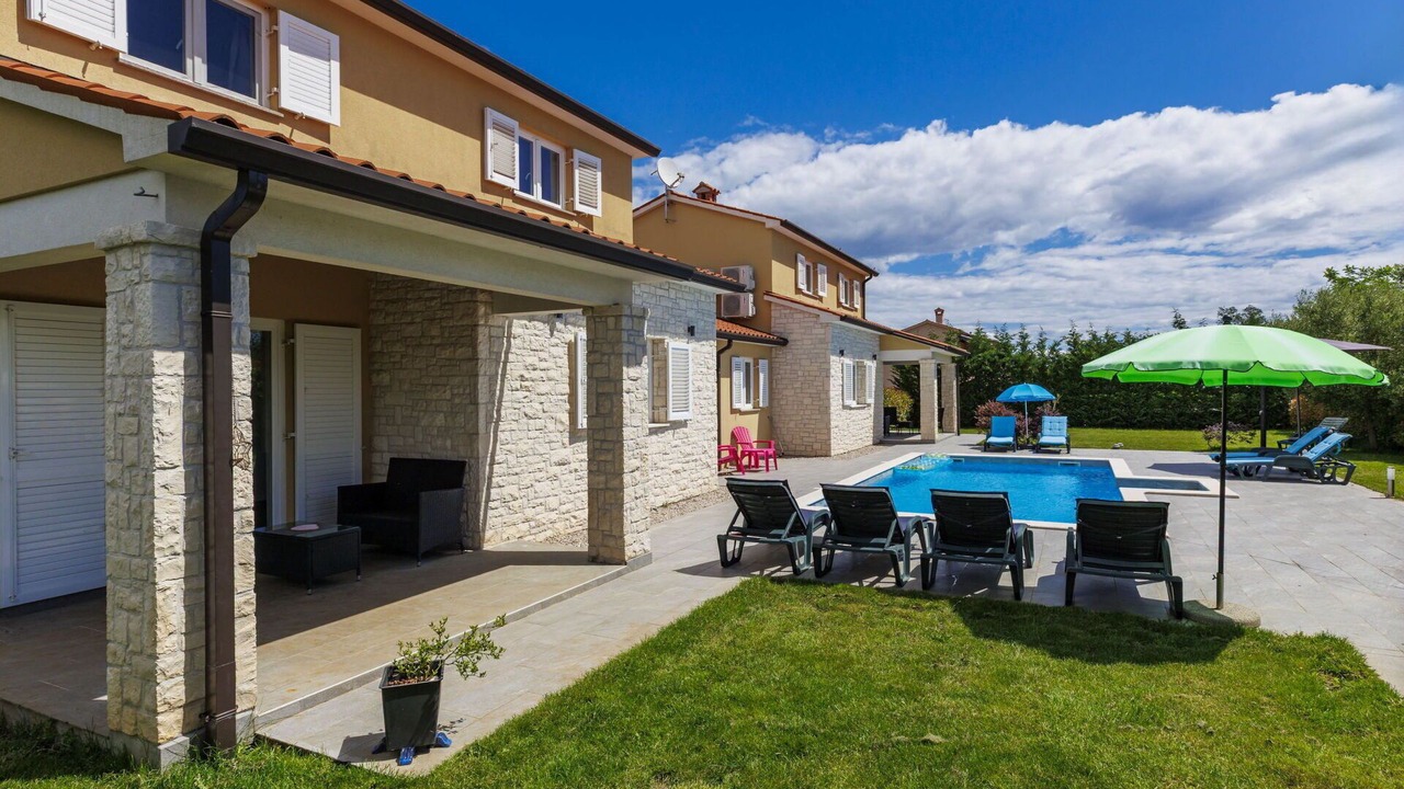 Photo of Outdoor in Marceljani