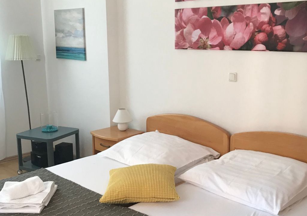 Photo of Bedroom in Barbat na Rabu